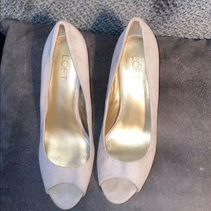 Loft Peep Toe Pumps Size 9.5 EUC